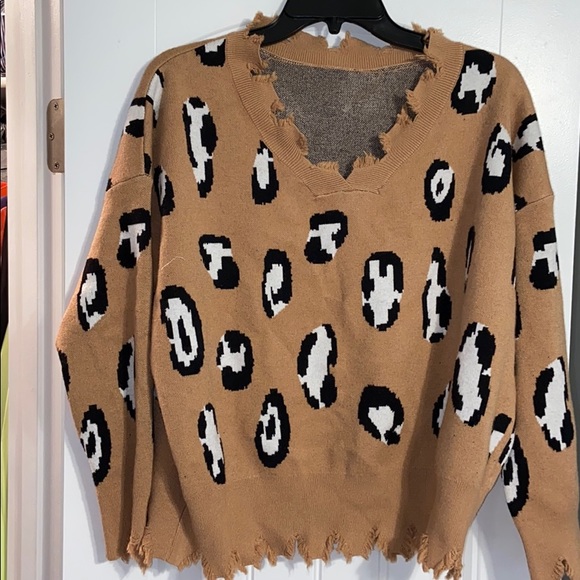 SWEATER - Picture 1 of 4